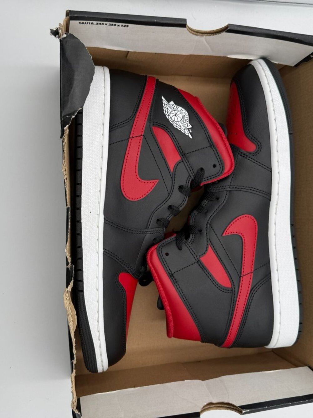 Nike Jordan 1 Mid Bred Twist Black Varsity Red Summit White Size 12 DQ8426-067